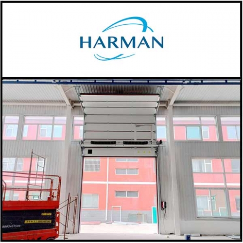 哈曼卡顿安装的西朗品牌工业提升门