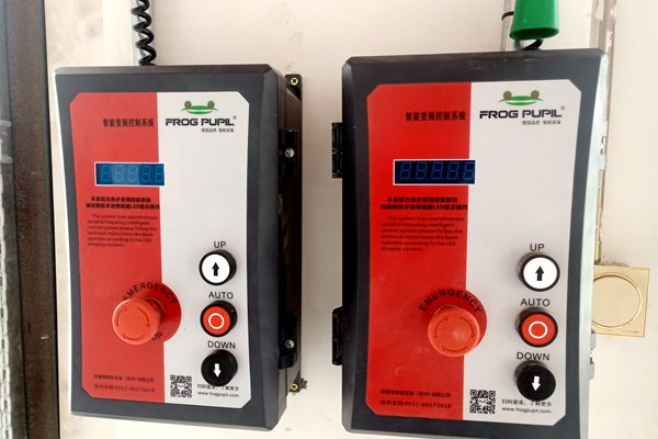 工业提升门电机