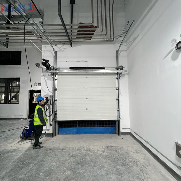 升降梯提升门 升降梯提升门
