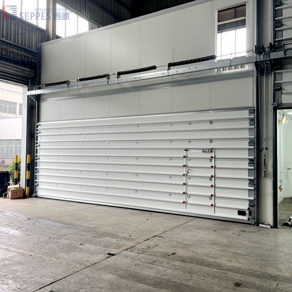 尚研环保安装西朗防爆提升门