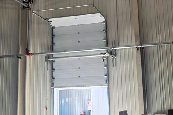 无铭牌、logo、出场日期提升门