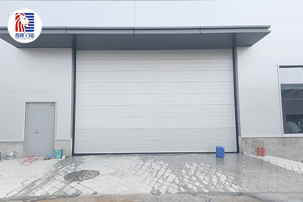 西朗品牌快速门