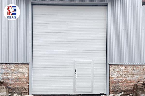 精艺橡胶制品安装西朗品牌提升门产品